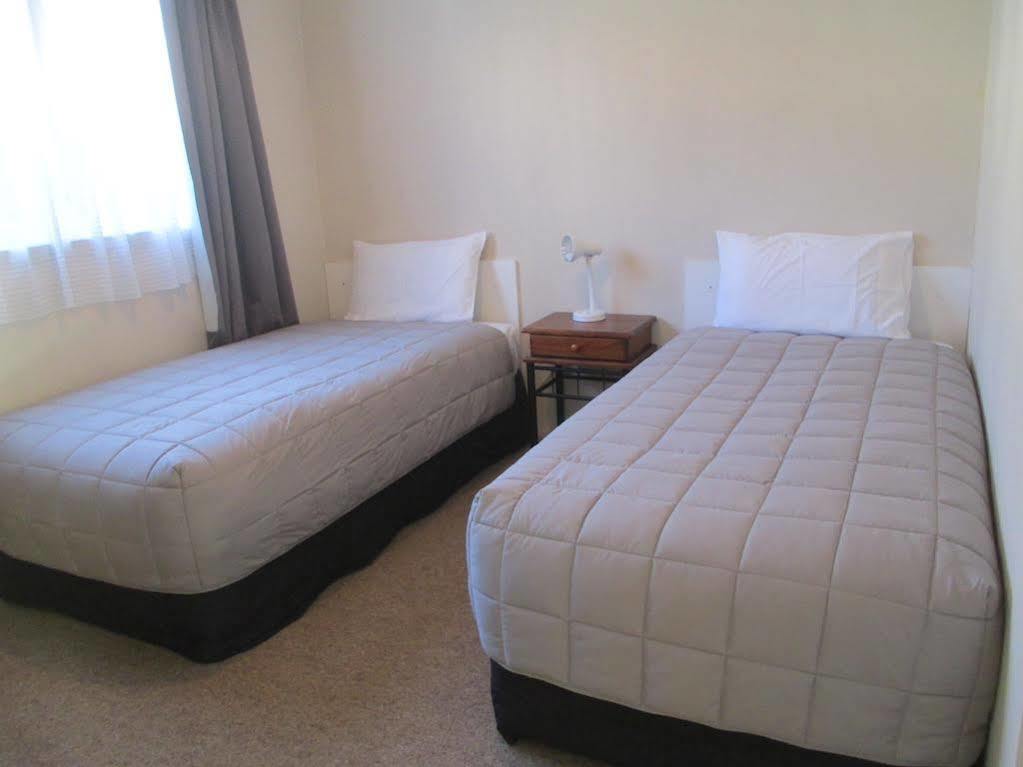 Merivale Court Motel & Apartments Christchurch Ngoại thất bức ảnh